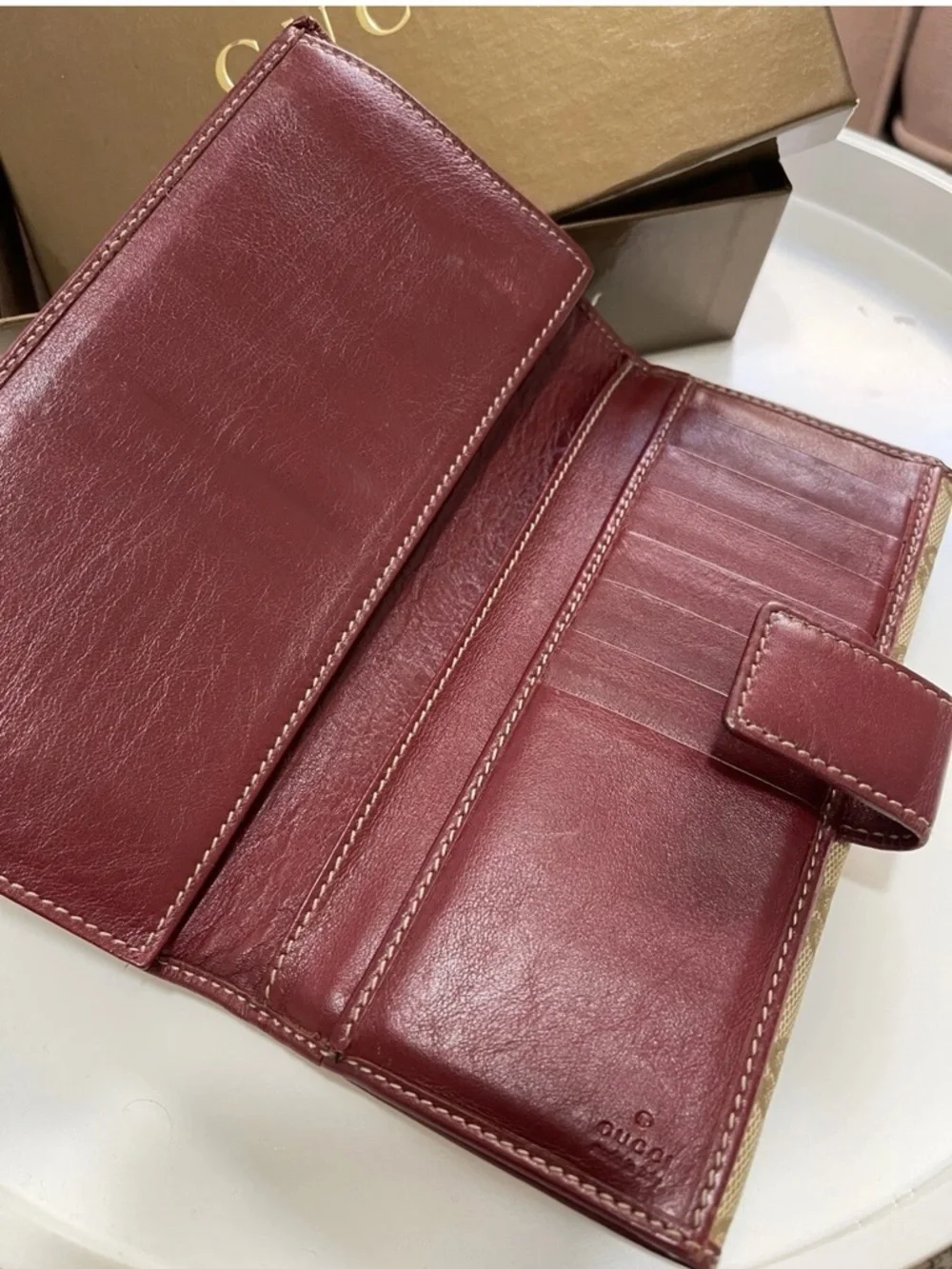 Gucci Beige GG Canvas Continental Wallet with Burgundy Trim - Picture 5 of 7